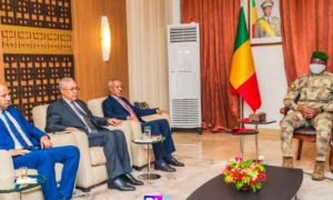 Le ministre mauritanien de la Défense est à Bamako dans un contexte de vives tensions diplomatiques entre les deux pays