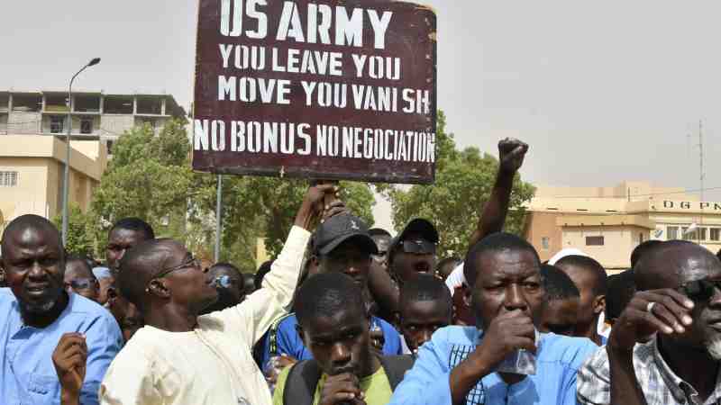 Des milliers de personnes manifestent au Niger pour exiger le départ des troupes américaines