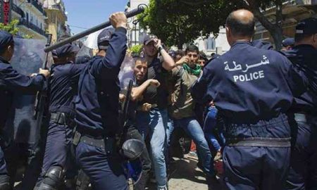 Les Algériens dénoncent l'approche sécuritaire et répressive des généraux pour faire taire les voix libres