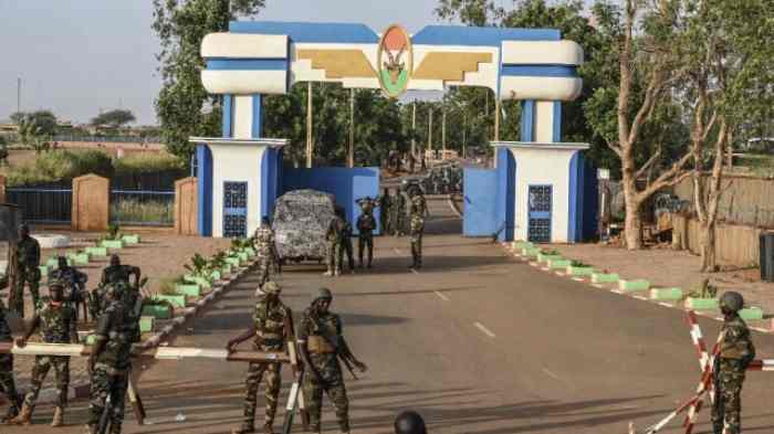 Des terroristes font sauter un pont au Niger