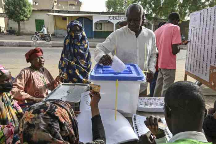 Tchad: le dépouillement de l'élection présidentielle a commencé et un candidat allègue des irrégularités dans certains bureaux de vote