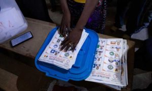 L'Union européenne critique le déroulement des élections présidentielles au Tchad et appelle à ne pas provoquer de contestations